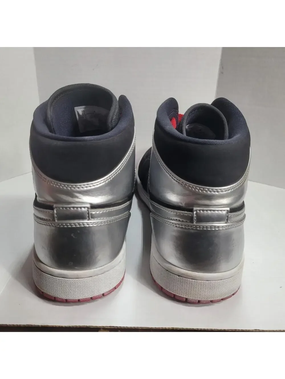 Nike Air Jordan 1 Mid Johnny Kilroy 554724-057 Black Silver Size 11